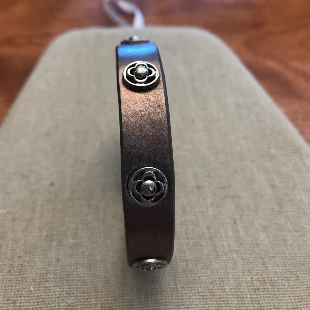 Stella & Dot single wrap leather bracelet